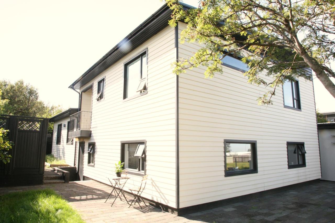 Spacious & Refurbished 1 Bedroom Apartment In Suburban Reykjavik Garthabaer Kültér fotó