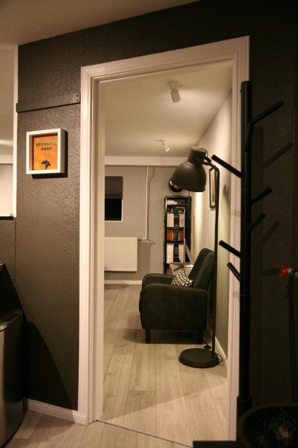 Spacious & Refurbished 1 Bedroom Apartment In Suburban Reykjavik Garthabaer Kültér fotó
